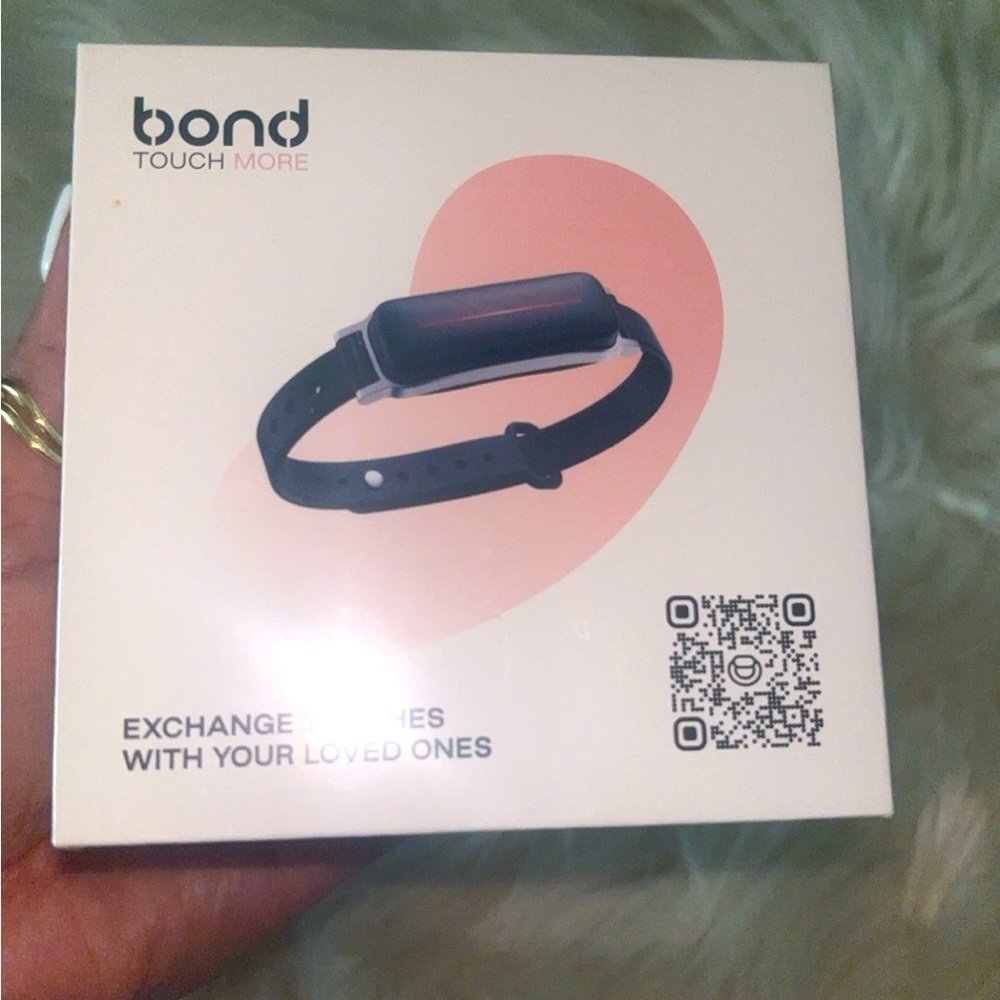 Brand New Bond touch!